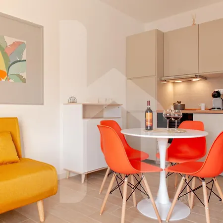Homiday- New Apt- Free Parking- Aeroporto - Ospedale *