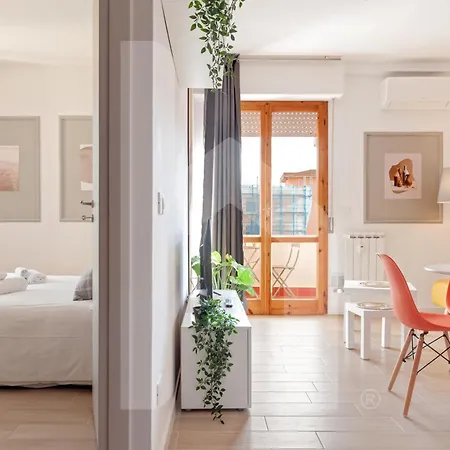 Homiday- New Apt- Free Parking- Aeroporto - Ospedale