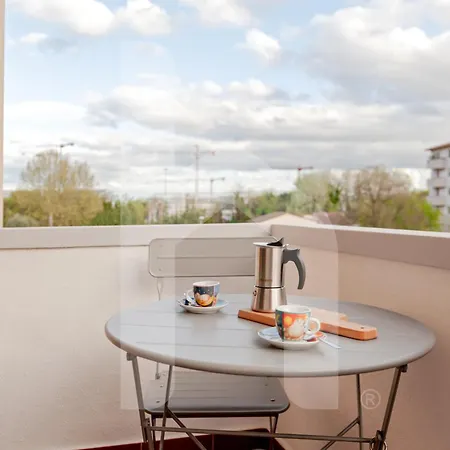 Homiday- New Apt- Free Parking- Aeroporto - Ospedale Apartment Pisa